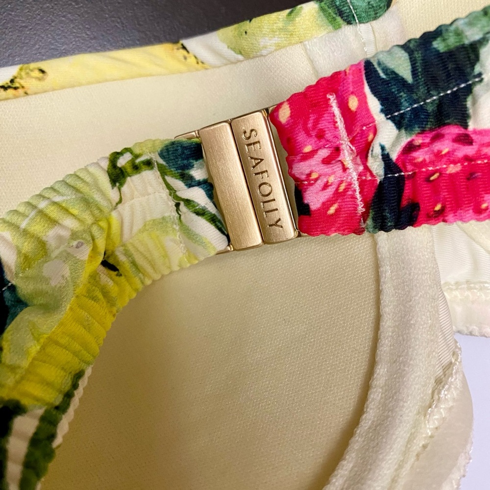 🍋 Lemoncello Bustier Bandeau Bikini With Removable Strap - Picture 6 of 9